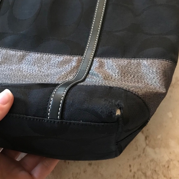 Coach | Signature Coach Tote Black & Metallic - Picture 8 of 8